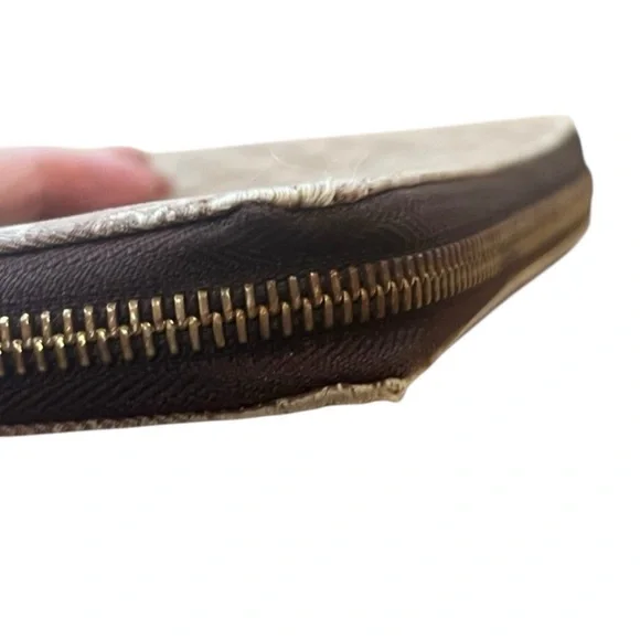 Louis Vuitton Monogram Idylle Mini Lin Zippy Long Wallet in Sepia - Picture 4 of 11